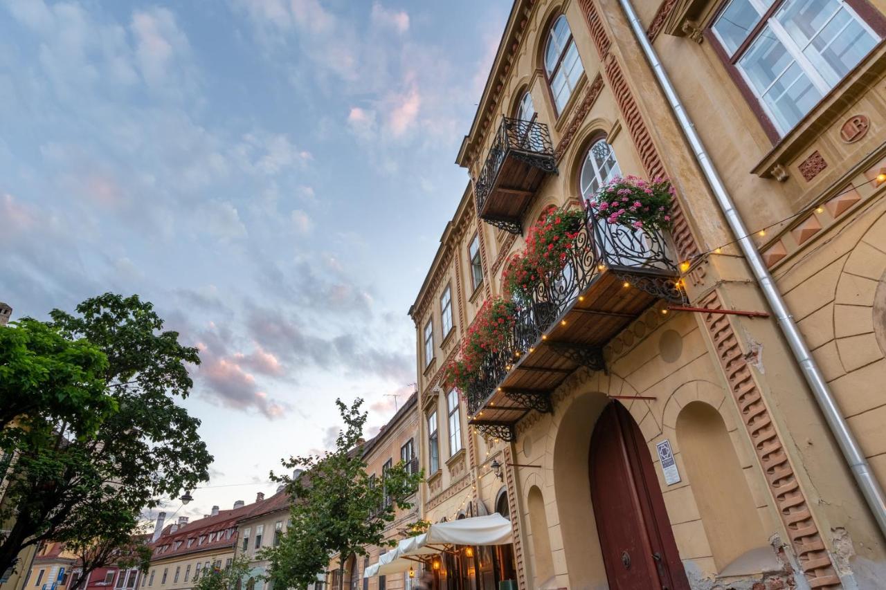 St Andrew'S Apartments シビウ エクステリア 写真